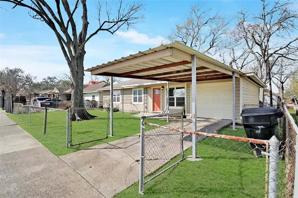 Houston, TX 77009,2923 Cochran ST