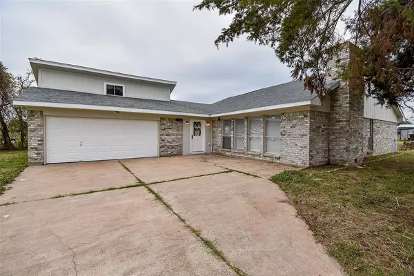 Brazoria, TX 77422,226 E Elm ST