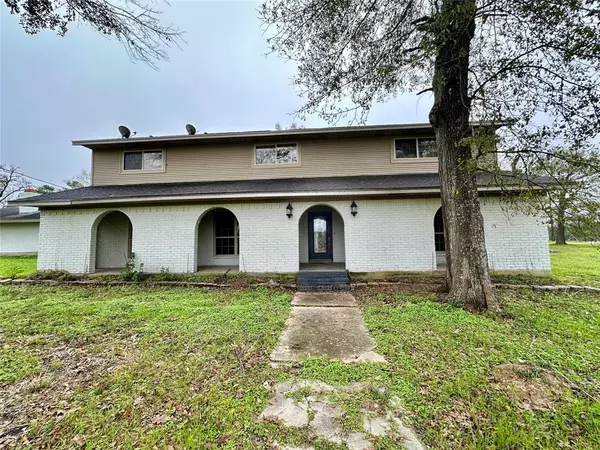 2880 S Loop 336 W, Conroe, TX 77304