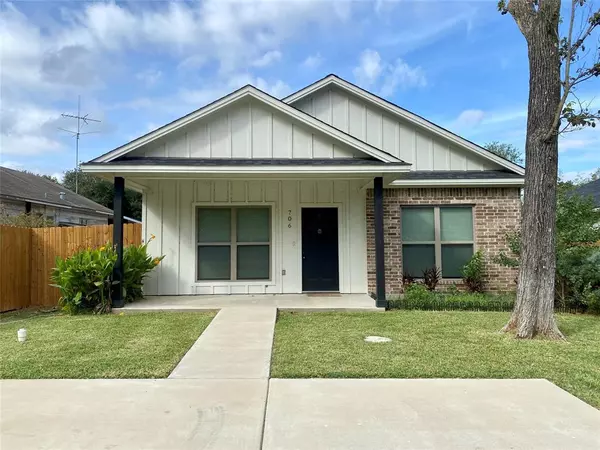 706 Freeman AVE, Bryan, TX 77803