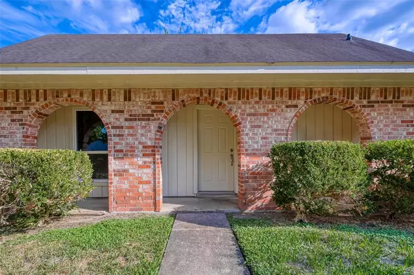 Houston, TX 77099,10507 Huntington View DR