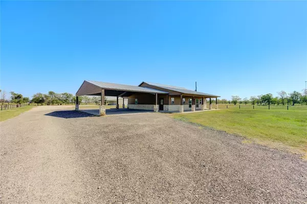 20233 Highway 36, Guy, TX 77444