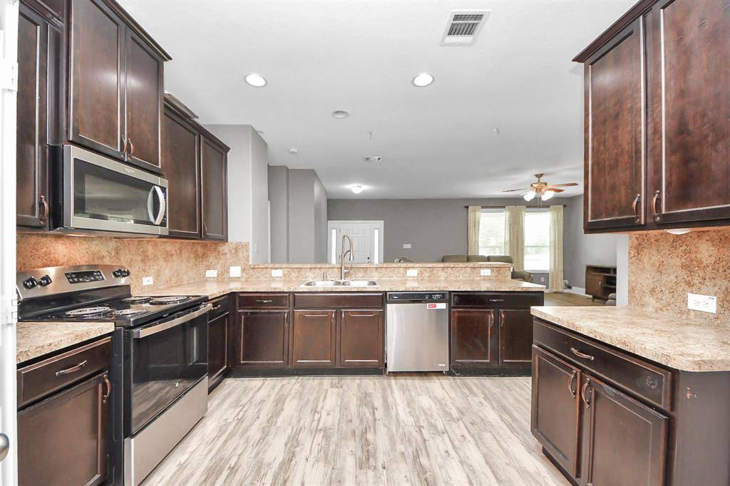 Crosby, TX 77532,2011 Halyard DR