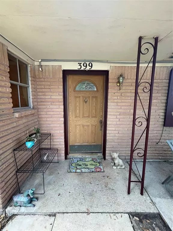 Lolita, TX 77979,399 Pecan ST