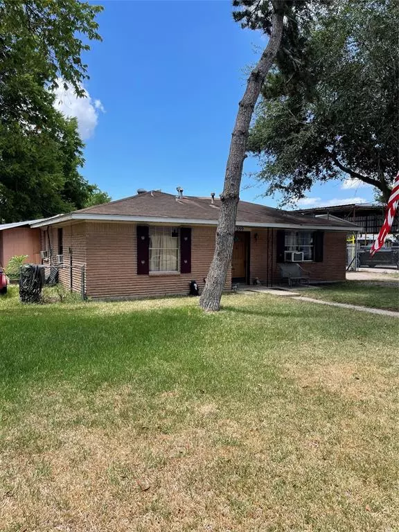 Lolita, TX 77979,399 Pecan ST