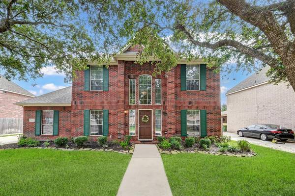 3807 Houston Lake DR, Pearland, TX 77581