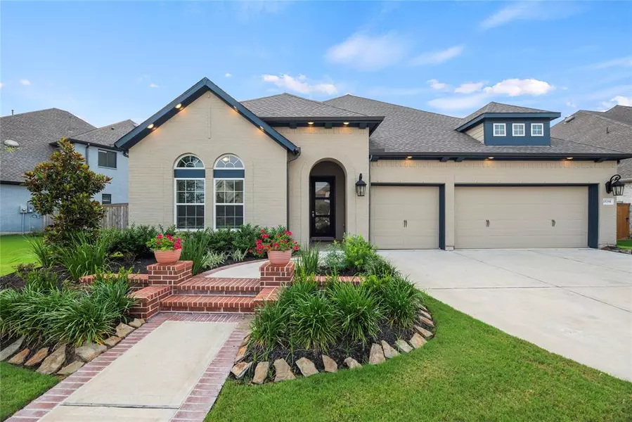 15250 Sandstone Outcrop DR, Cypress, TX 77433