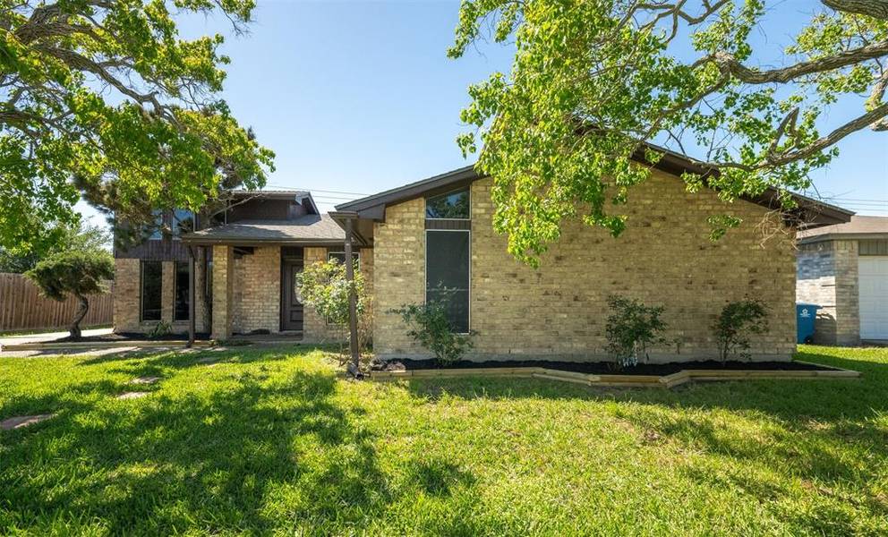 2307 Timber Ridge DR, Portland, TX 78374