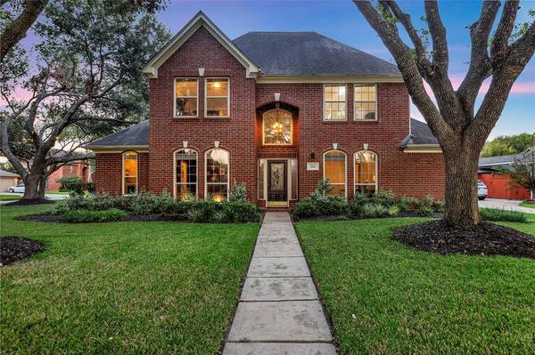 2111 Plantation Bend DR,  Sugar Land,  TX 77478