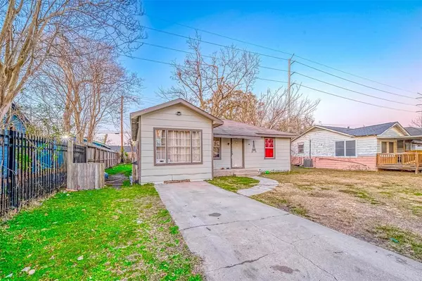 Houston, TX 77076,913 Twin Oaks ST