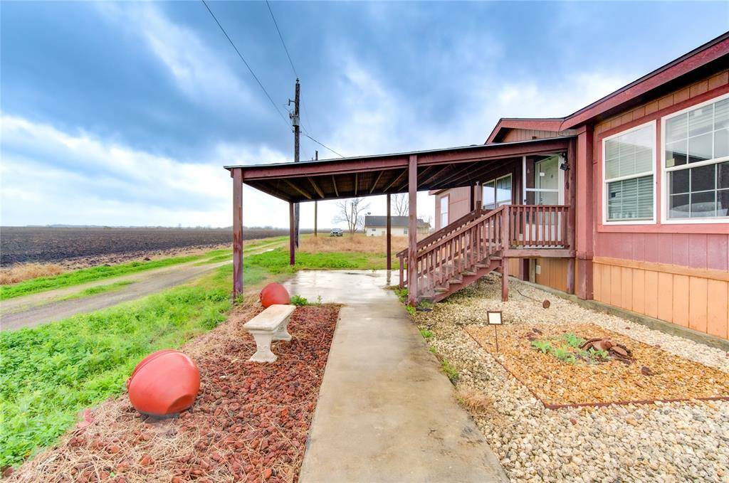 East Bernard, TX 77435,622 County Road 227