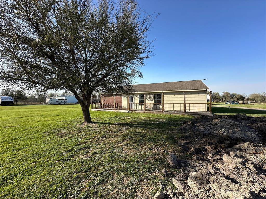 37330 Elberta LN, Brookshire, TX 77423