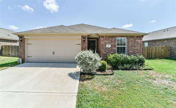 9807 Garnet Grove DR, Iowa Colony, TX 77583