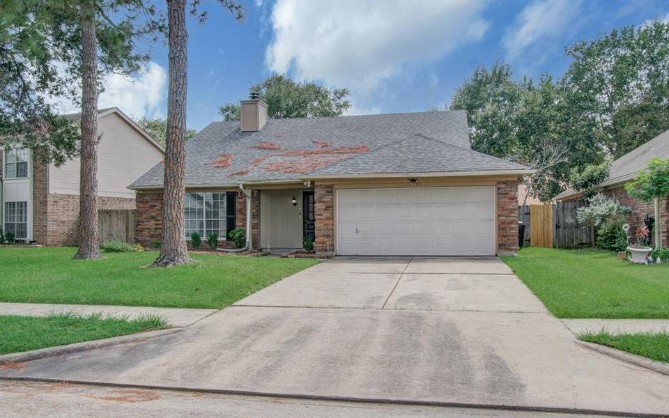 18155 Holly Green DR, Houston, TX 77084