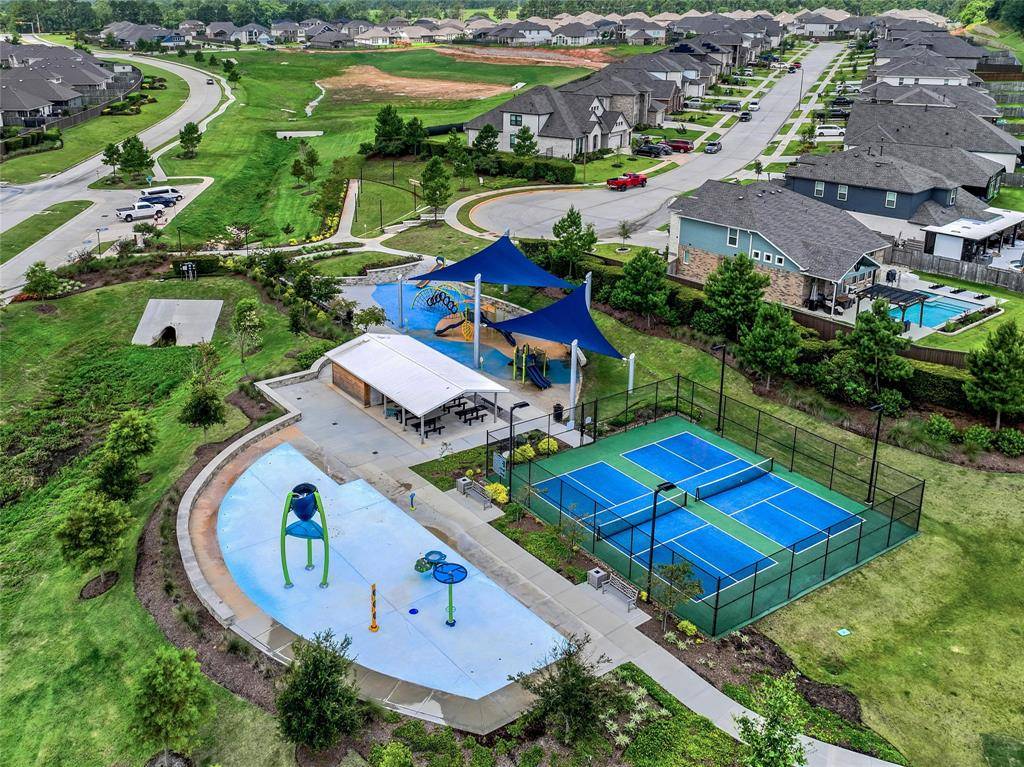 Montgomery, TX 77316,906 Youth Water RD