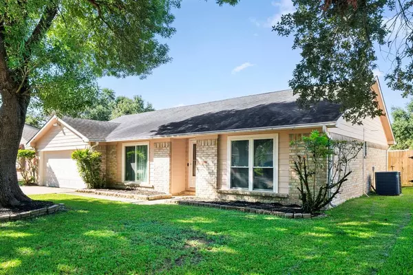 Houston, TX 77034,13919 Kensington PL