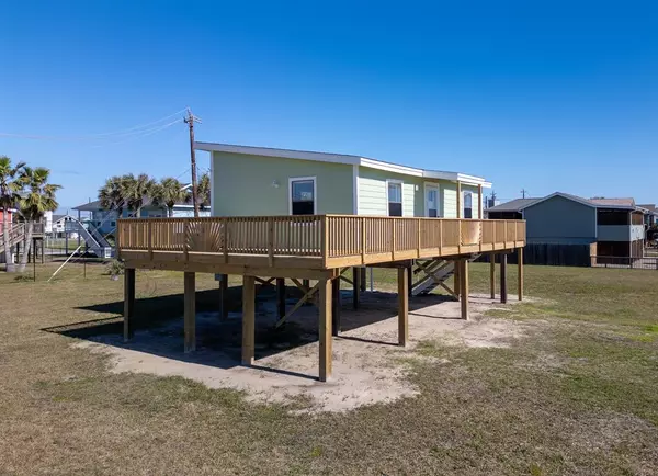 16724 Henry Morgan RD, Jamaica Beach, TX 77554