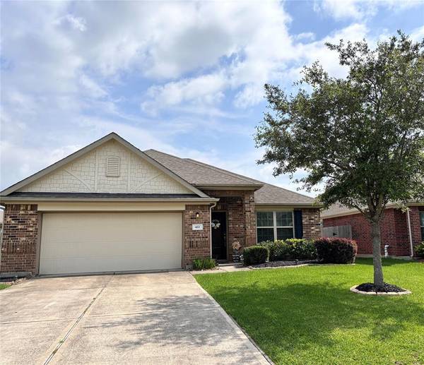 422 Branch Oak Ct, La Marque, TX 77568