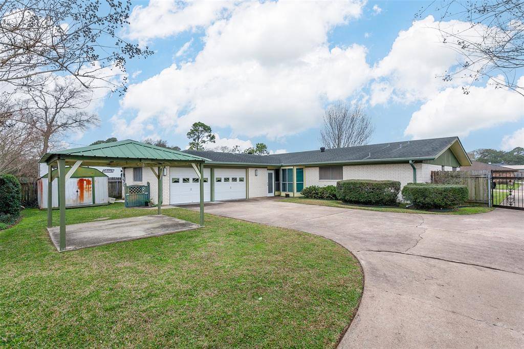 Nederland, TX 77627,2803 Memphis AVE