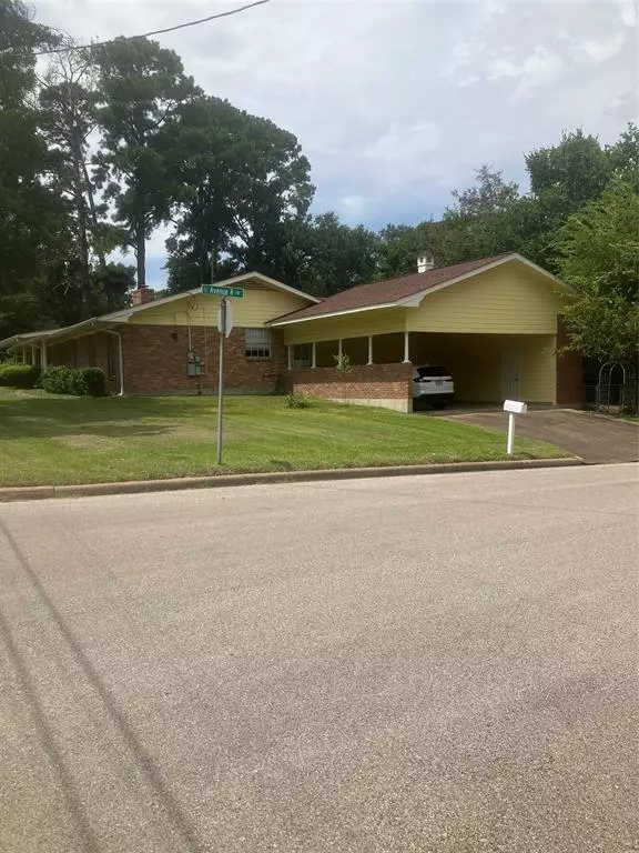 Huntsville, TX 77320,1904 18th