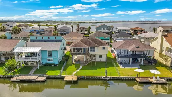 1159 Sailfish, Bayou Vista, TX 77563