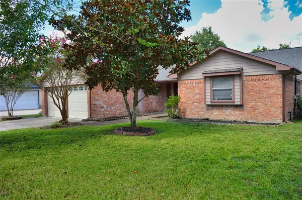 Houston, TX 77034,13915 Kensington PL