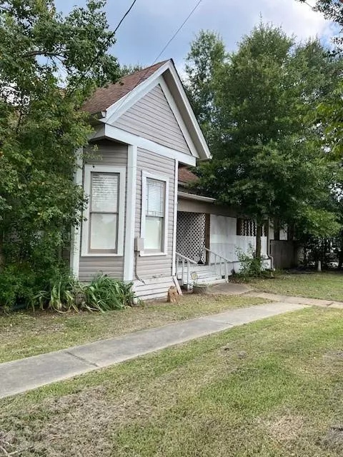 1204 N Washington AVE, Livingston, TX 77351