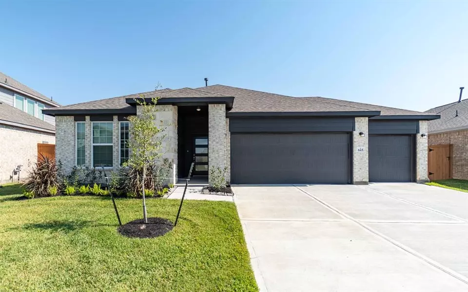 645 Canadian TRL, Dayton, TX 77535