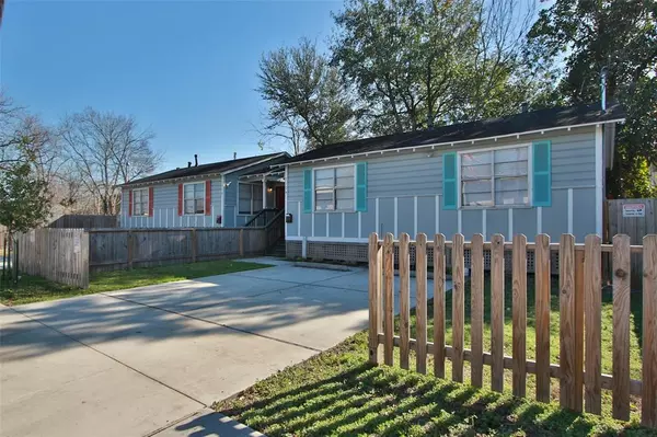 710 E 33rd ST #A, Houston, TX 77022