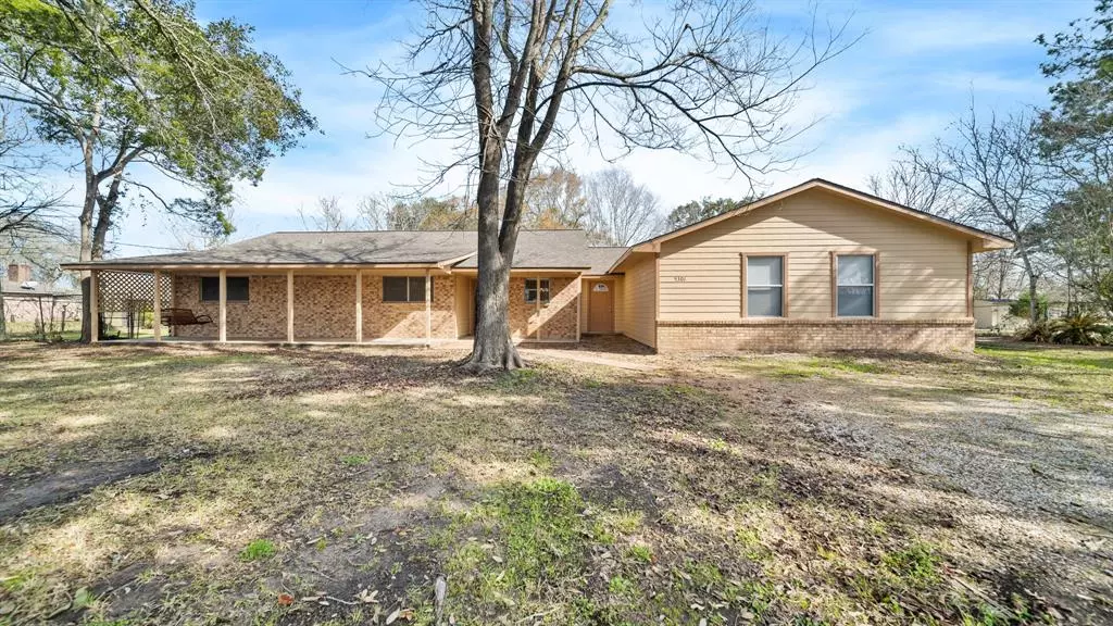 5301 County Road 266, Alvin, TX 77511