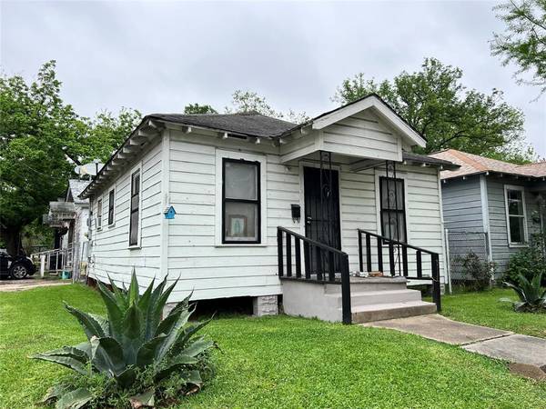 3301 Collingsworth ST, Houston, TX 77026