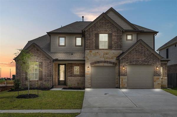 251 Upland DR, Waller, TX 77484