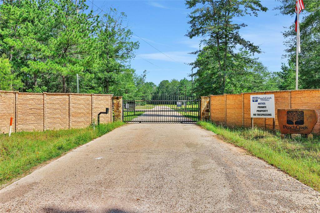 401 Big Buck DR,  Cleveland,  TX 77328