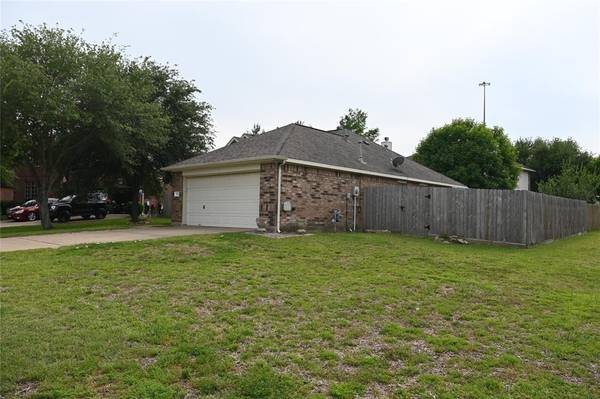 Pinehurst, TX 77362,32515 Rosella LN