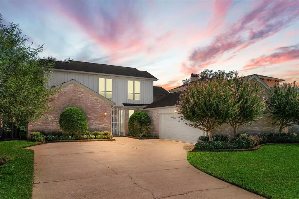 Sugar Land, TX 77478,10 Crestwood CIR