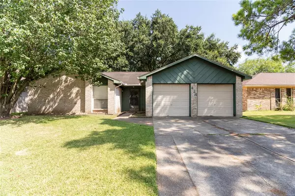 438 Buoy RD, Houston, TX 77598