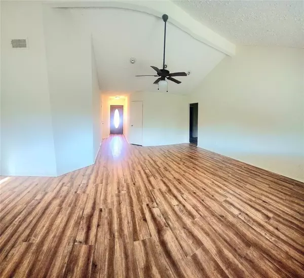 Houston, TX 77095,7211 Skylight LN