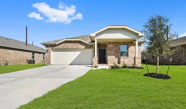 14915 Spring Forest LN, Baytown, TX 77523