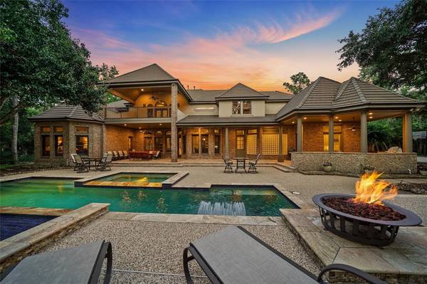 27 Damask Rose WAY, The Woodlands, TX 77382