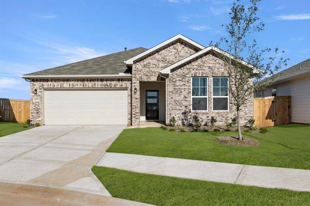 4607 Coral Bean ST, Pinehurst, TX 77362