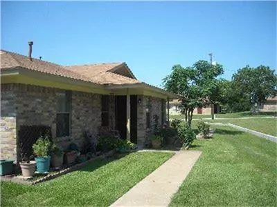 Gonzales, TX 78629,1701 Waco ST #15