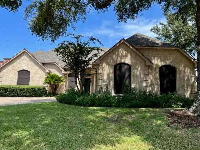 5148 Weiman DR, Katy, TX 77493