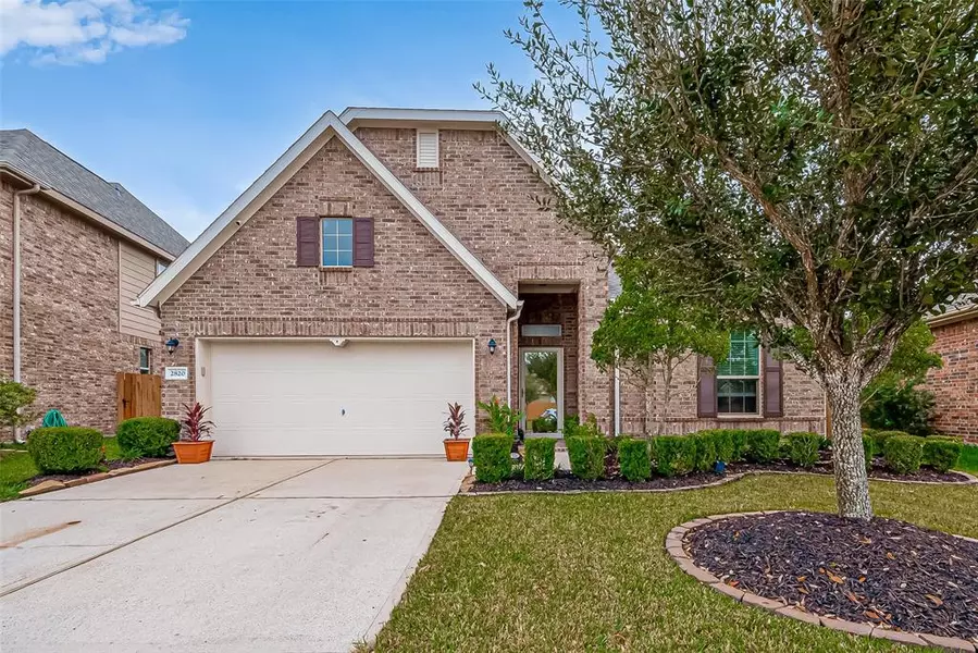 2820 Pranzo LN, League City, TX 77573