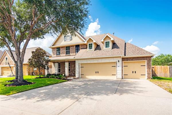 810 Arlington Pointe DR, League City, TX 77573