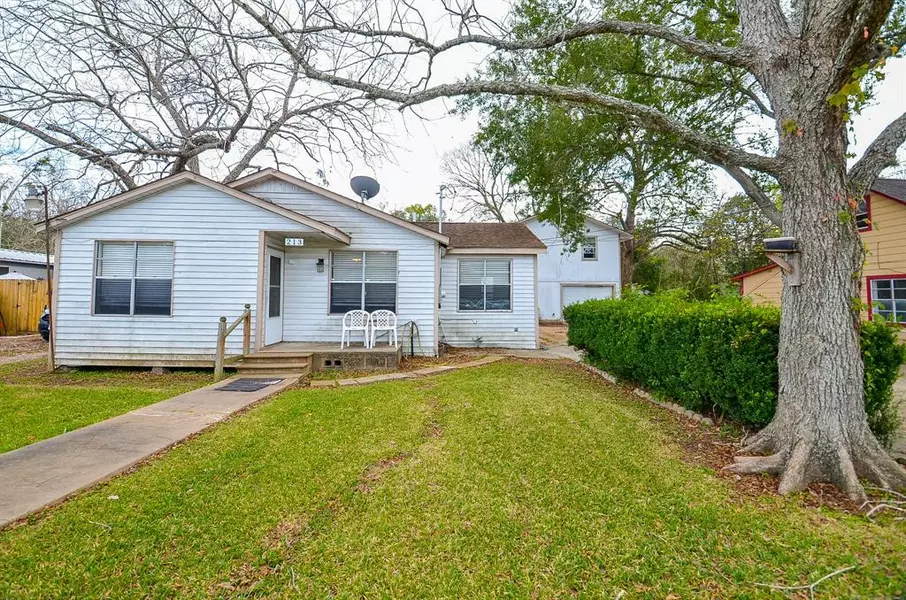 213 Wheaton ST, Richmond, TX 77469