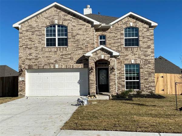 115 San Jacinto DR, Mont Belvieu, TX 77523