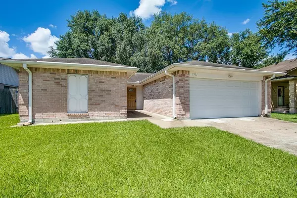 2927 Becket ST, Pearland, TX 77584