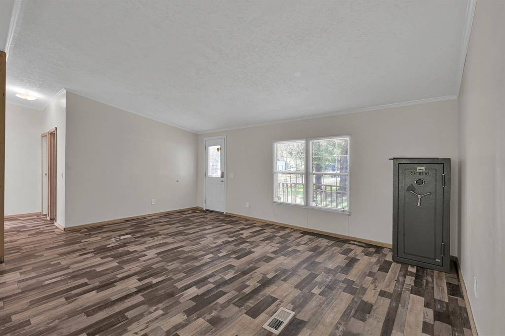 New Caney, TX 77357,23573 Carla LN