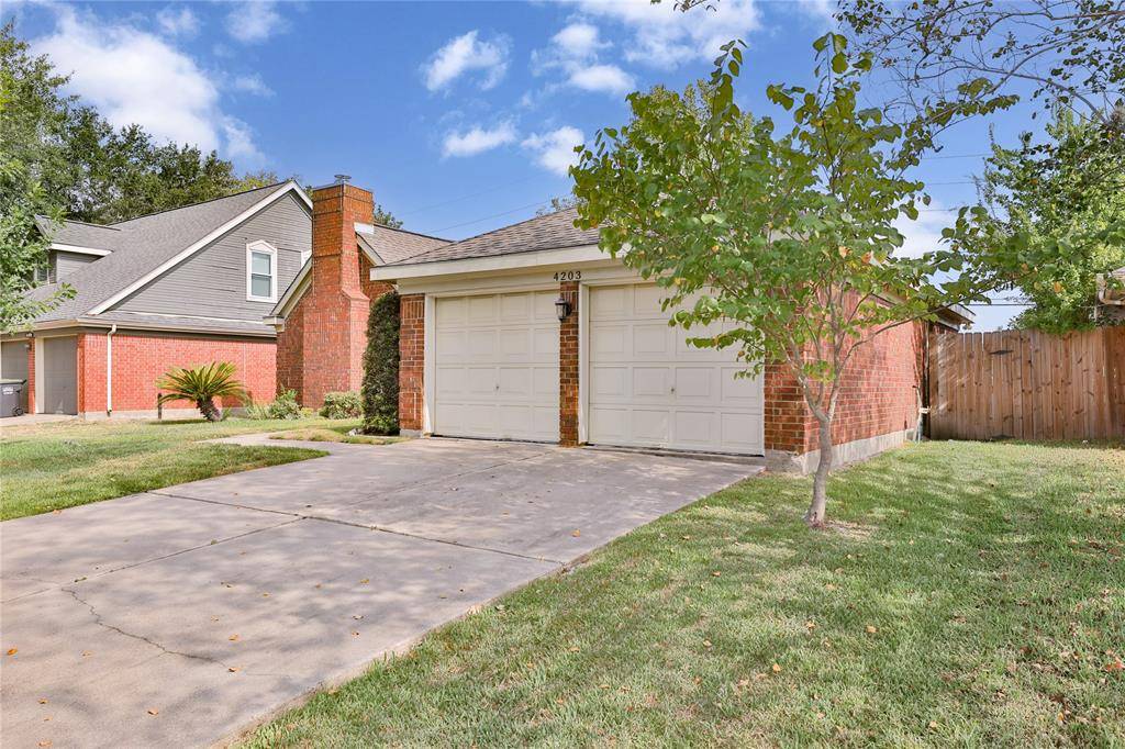 Pearland, TX 77584,4203 Bentley DR
