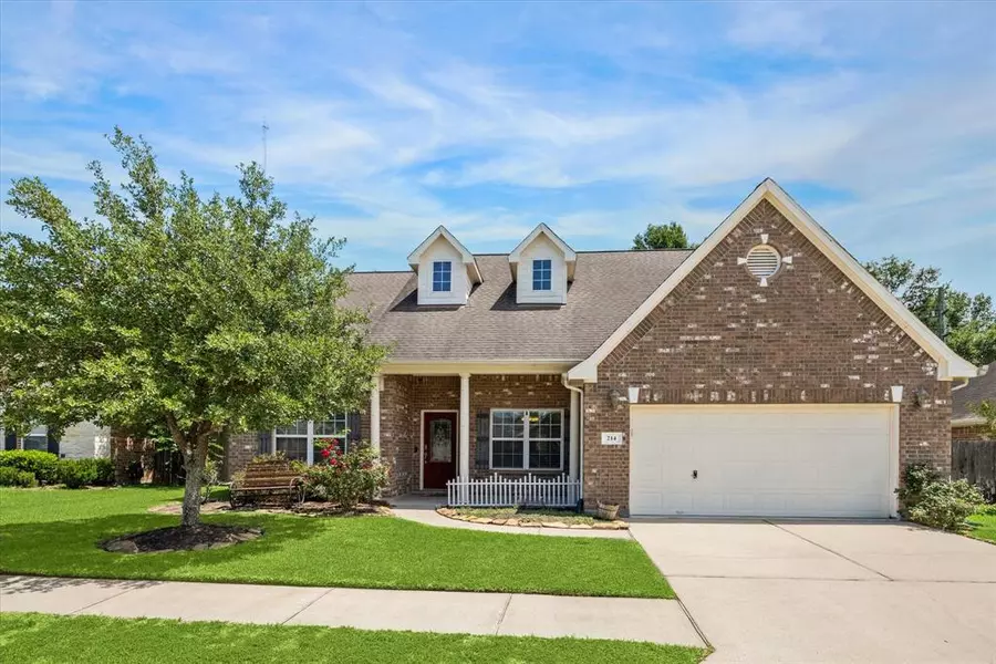 214 E Lantana CIR, Sealy, TX 77474